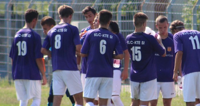 u17